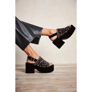 Free People Embellished Nicola Wedges Size 38. SH-2